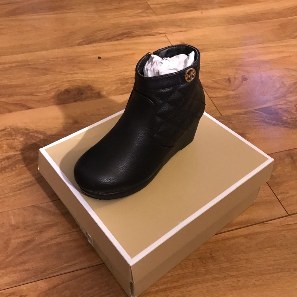 Kids MK Boots size 2 3 & 5